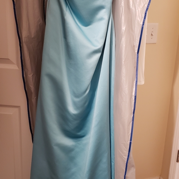 Prom Dress - Picture 5 of 7